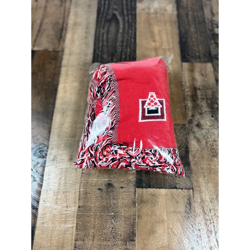 Chicago Bulls Woven Tapestry Throw Blanket Teddy Bear Red White‎ Reversible